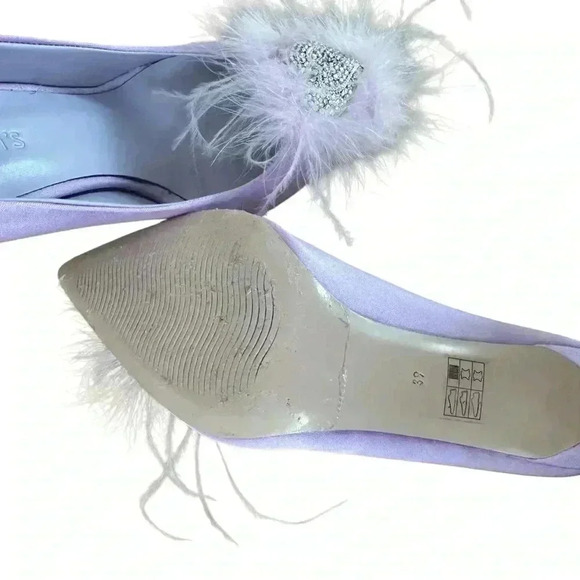 Amara Ostrich Pumps Lilac Pointed toe heeled tag satin feather silver heart.Sz39 - Picture 6 of 8